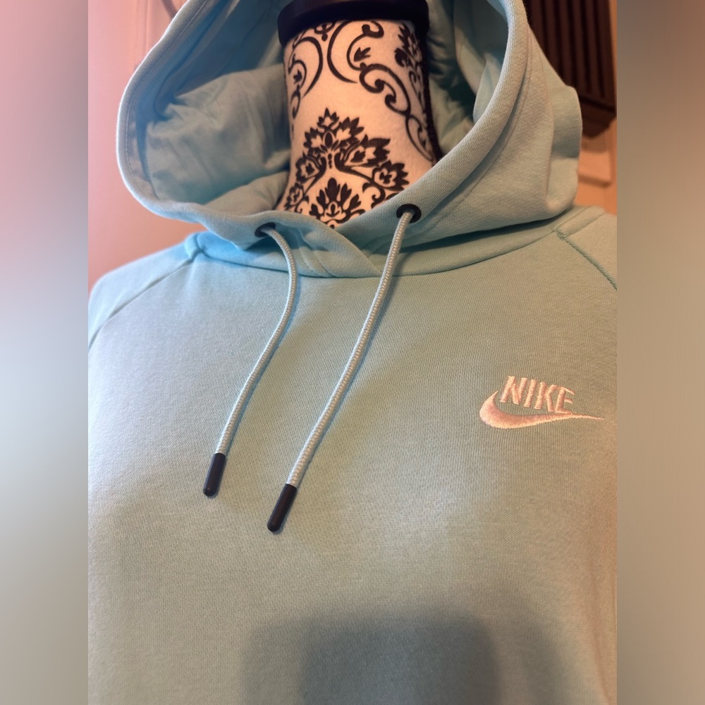 Nike Sweatshirt-Like New!